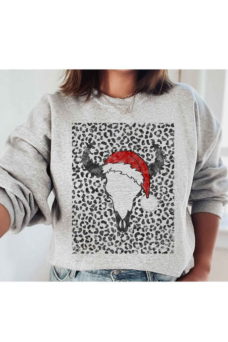 CATTLE CHRISTMAS GRAPHIC SWEATSHIRT